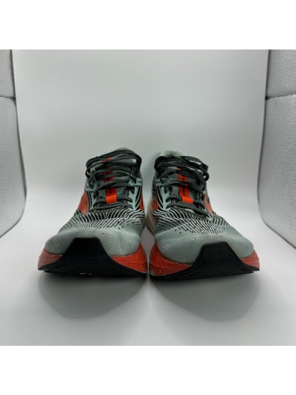 Brooks Hyperion Max Shoes Mens Size 9 D Green Red Running Cushioned Trainer - Picture 2 of 10